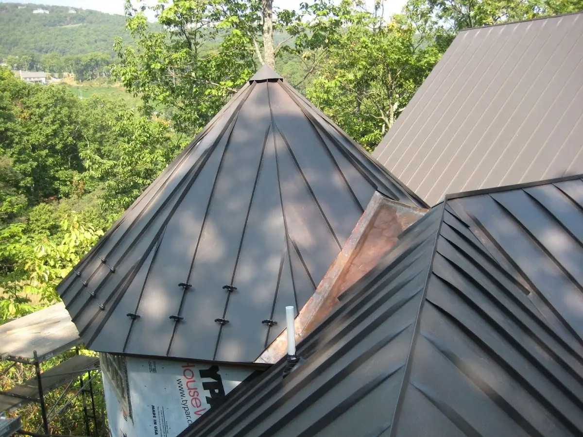 Professional Gutter Cleaning by Craftsman Roofing in Liberty Hall